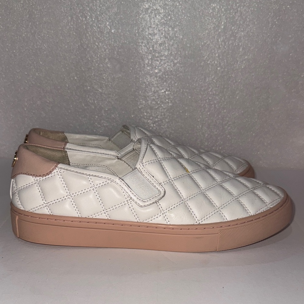 Tory Burch White Quilted Slip-On Loafers - Picture 4 of 12